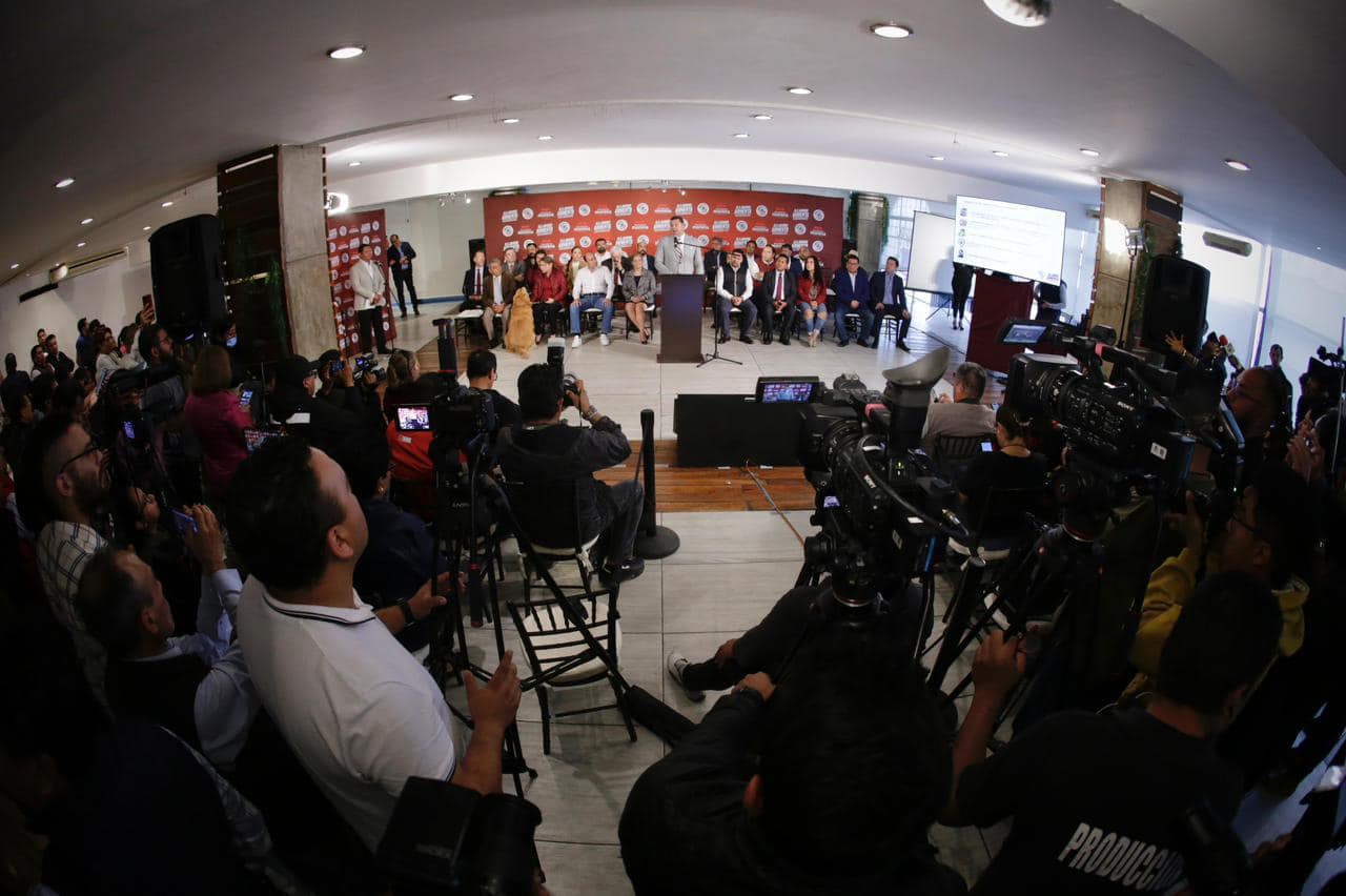 Uno de los aspirantes a la alcaldía de Puebla será coordinador de la campaña de Armenta