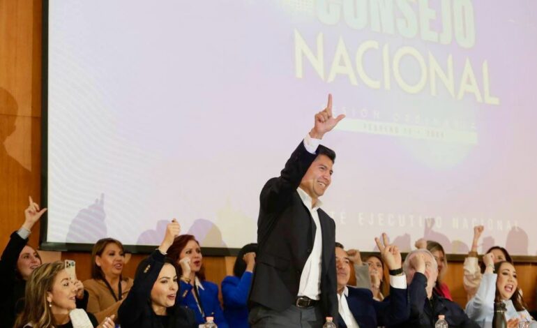 ”México está siendo destrozado por los malos gobiernos de Morena»: Lalo Rivera