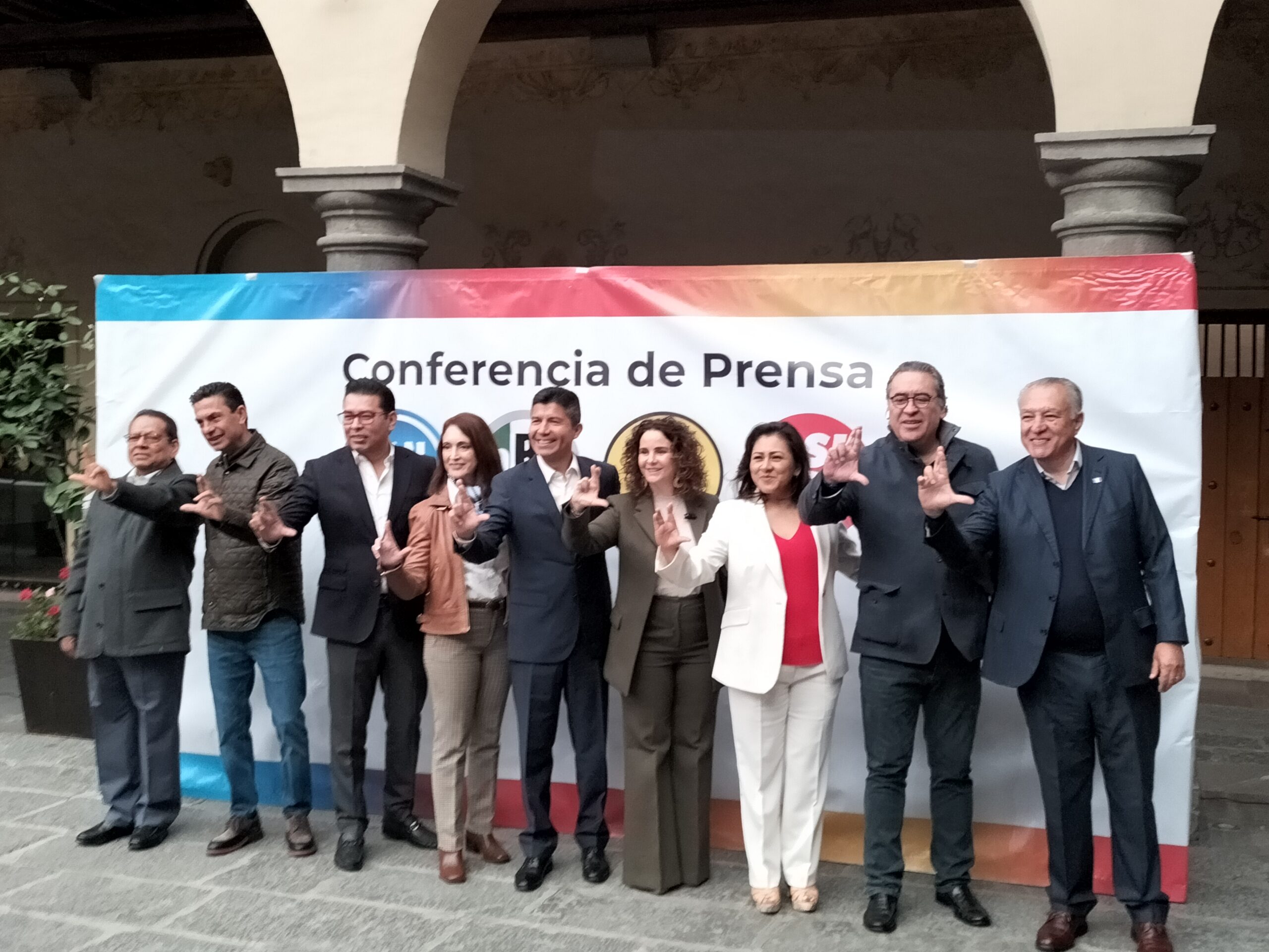 Nadia, Nancy y el «Tigre»Aguilar, ahora son voceros de Eduardo Rivera
