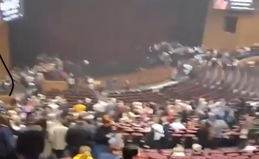 Varios muertos tras atentado terrorista en sala de conciertos en Moscú
