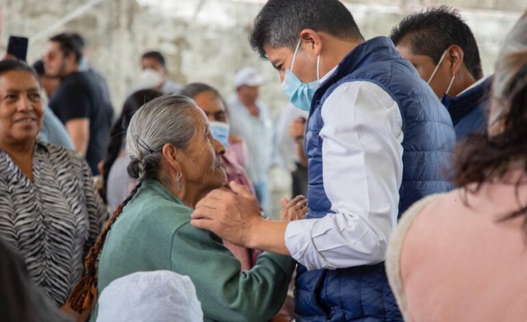 Replicar experiencias exitosas piden a Lalo Rivera