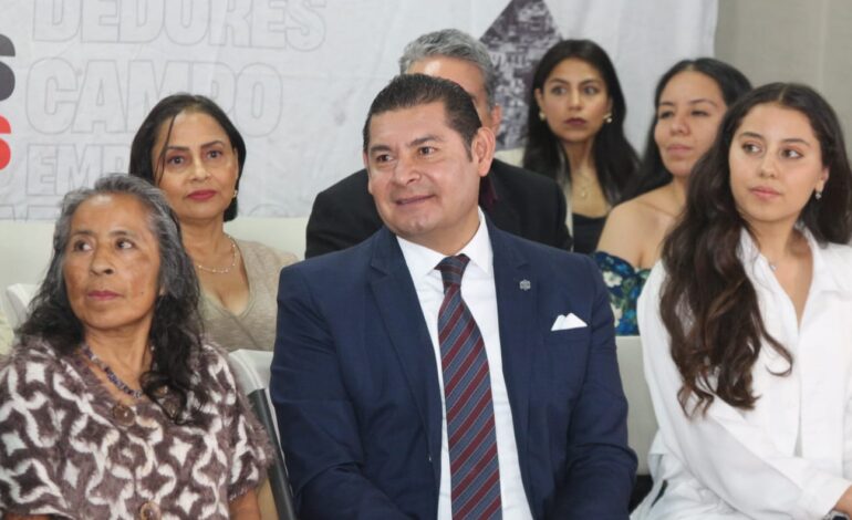 “Siempre se victimizan”: Armenta al PAN tras marcha del 8 de marzo