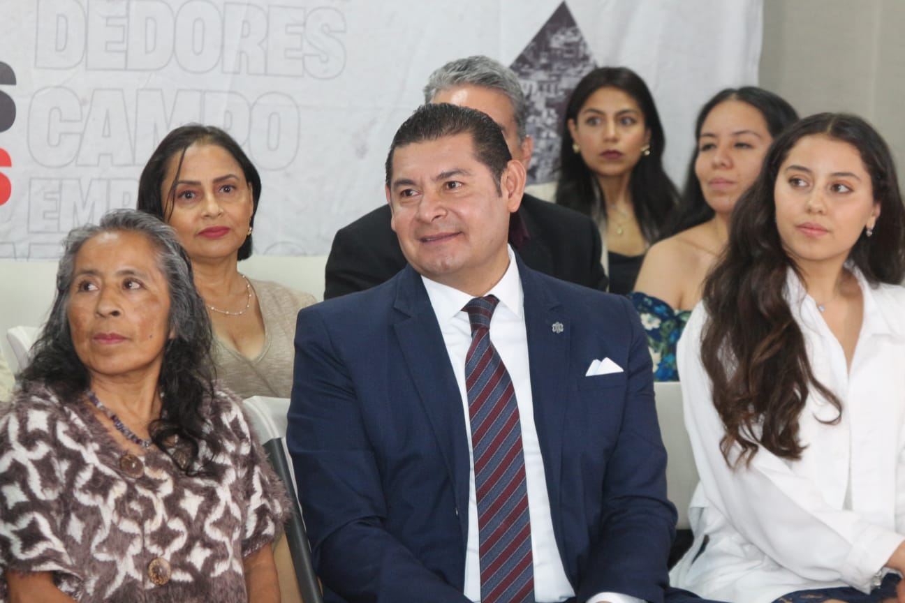 “Siempre se victimizan”: Armenta al PAN tras marcha del 8 de marzo