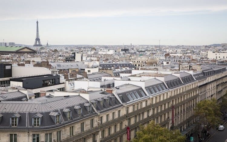 Atentan contra zona olímpica en París