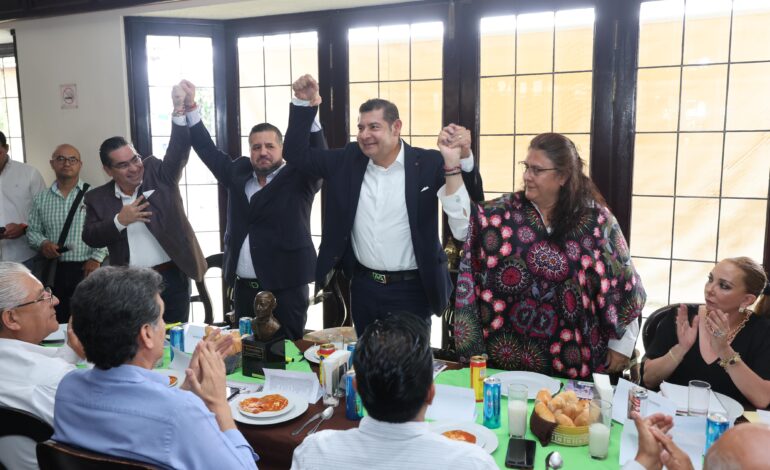 Reforzaremos la seguridad y la movilidad carretera en Tehuacán: Armenta