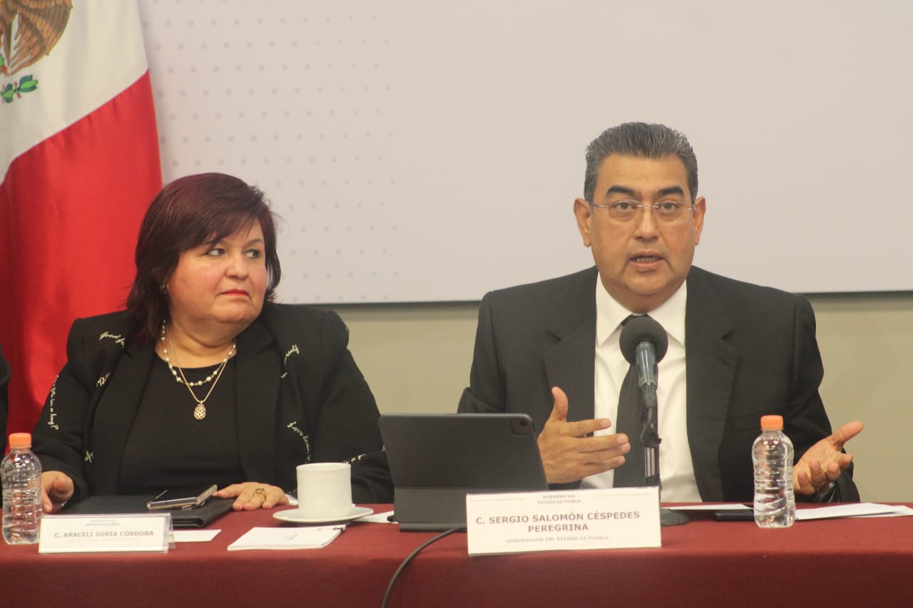 Incendio de Tetela tiene tintes políticos: Sergio Salomón