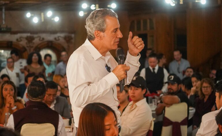 Pepe Chedraui responde inquietudes de jóvenes capitalinos