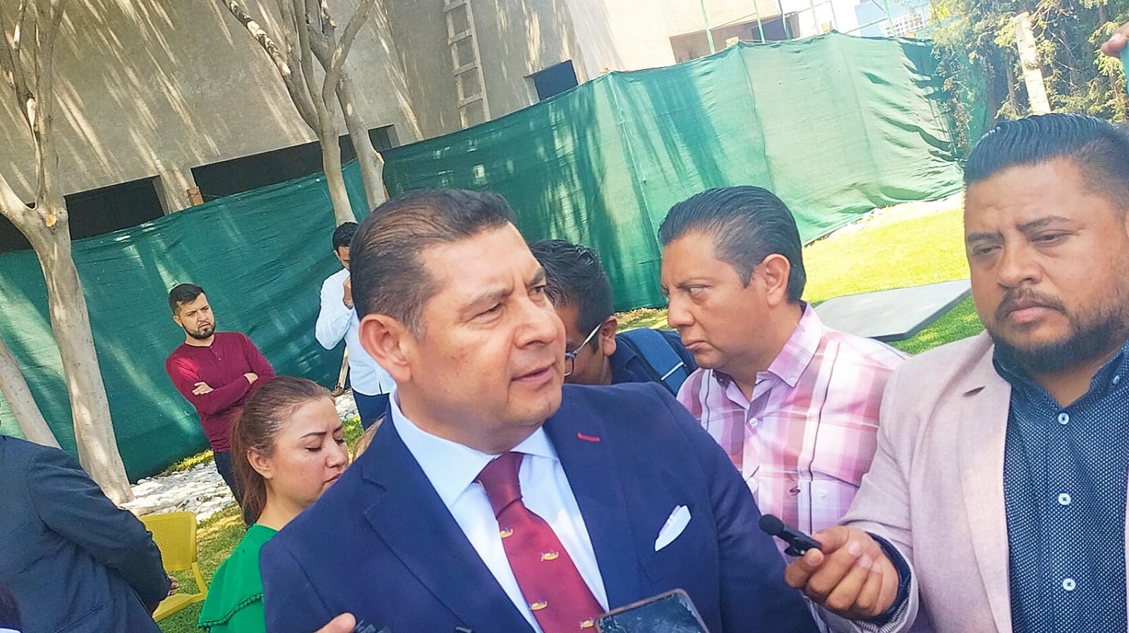 «Tal vez sea más importante mantener el negocio»: Armenta a Rivera sobre privatización del agua