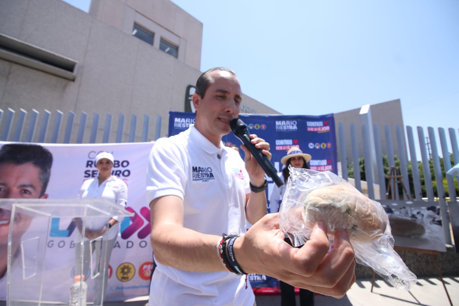 Reprocha Mario Riestra abandono del hospital de La Margarita