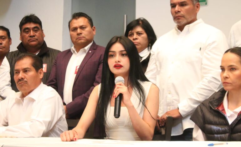 Aconseja AMLO a Guadalupe Martínez no ser “presumidos” por Lamborghini