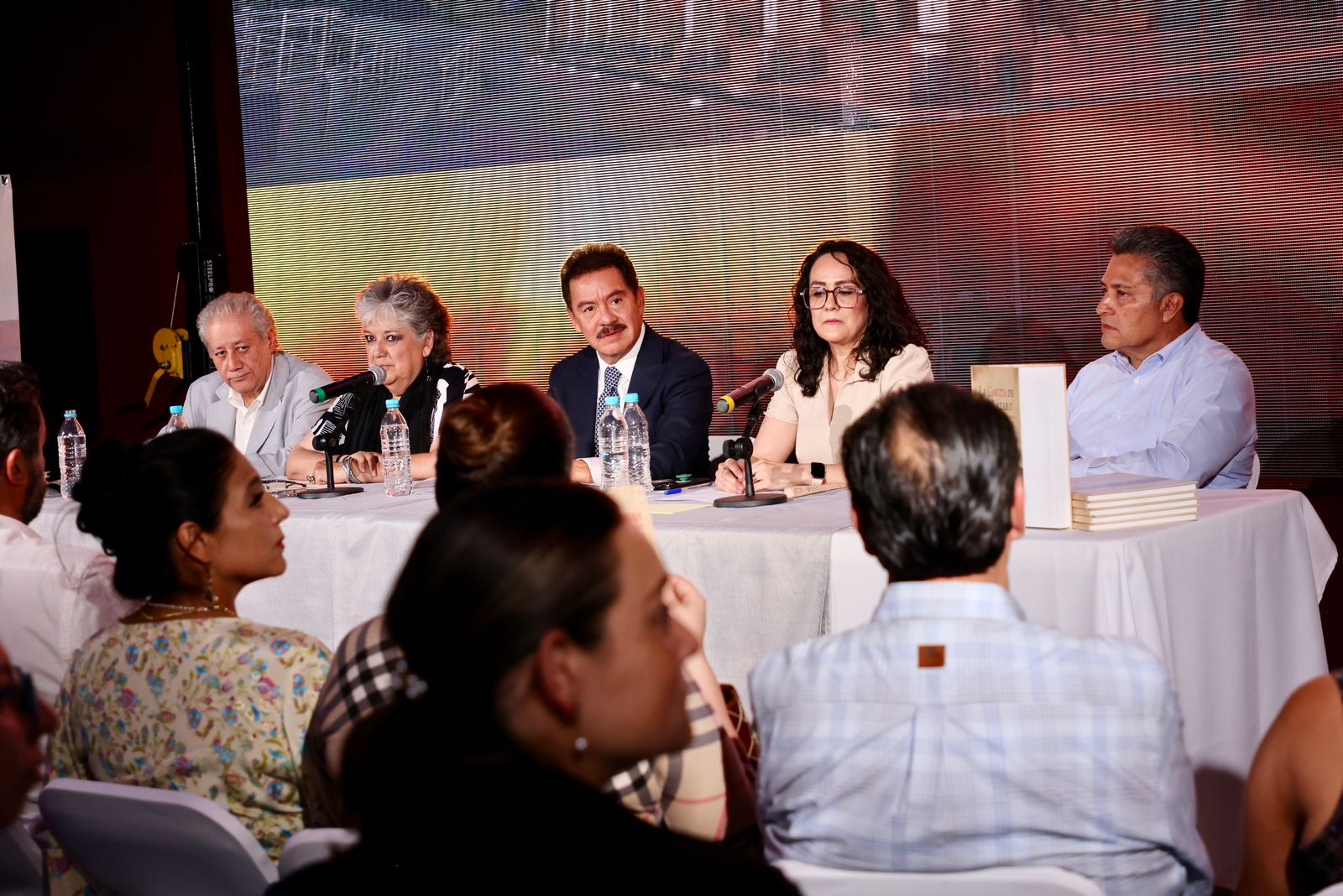 Presenta Nacho Mier libro  “La Garita de San Lázaro”