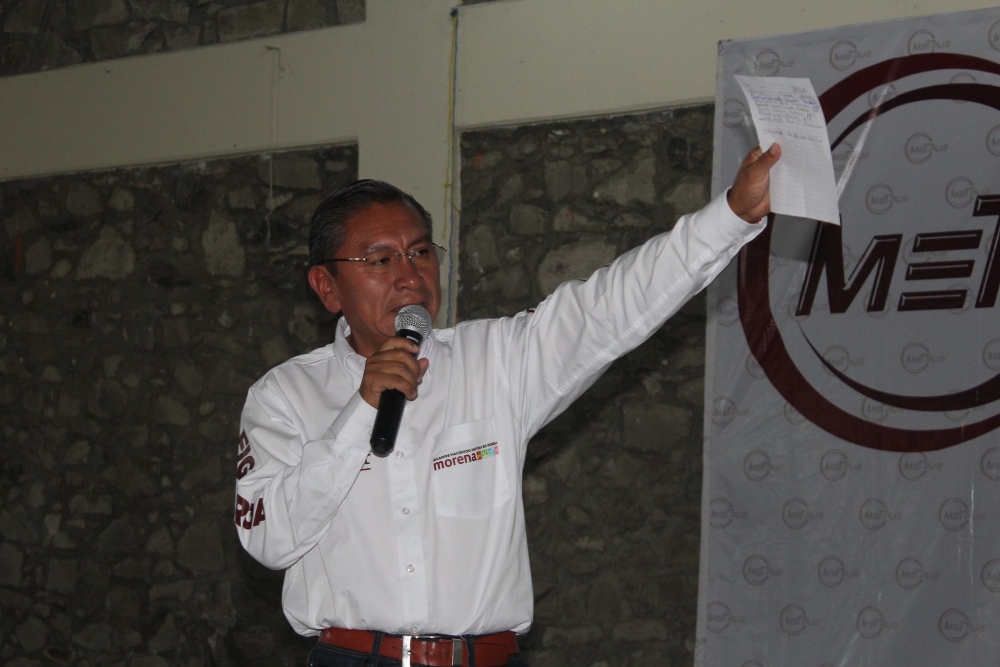 Ayuntamiento de Puebla entrega despensas a cambio del INE: Candidatos de Morena