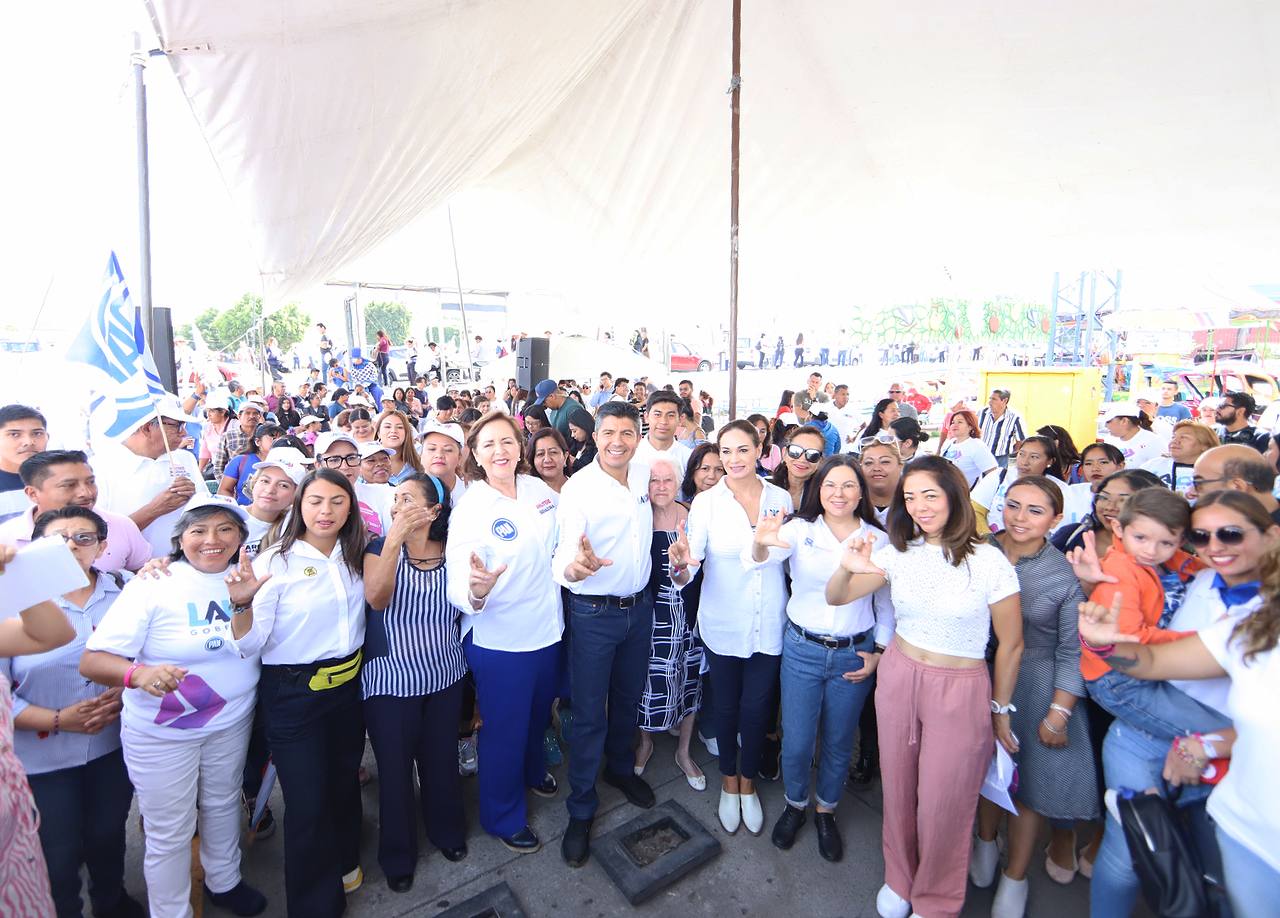 Seis acciones contempla el Plan Integral Puebla con la Mujeres que presentó Lalo Rivera