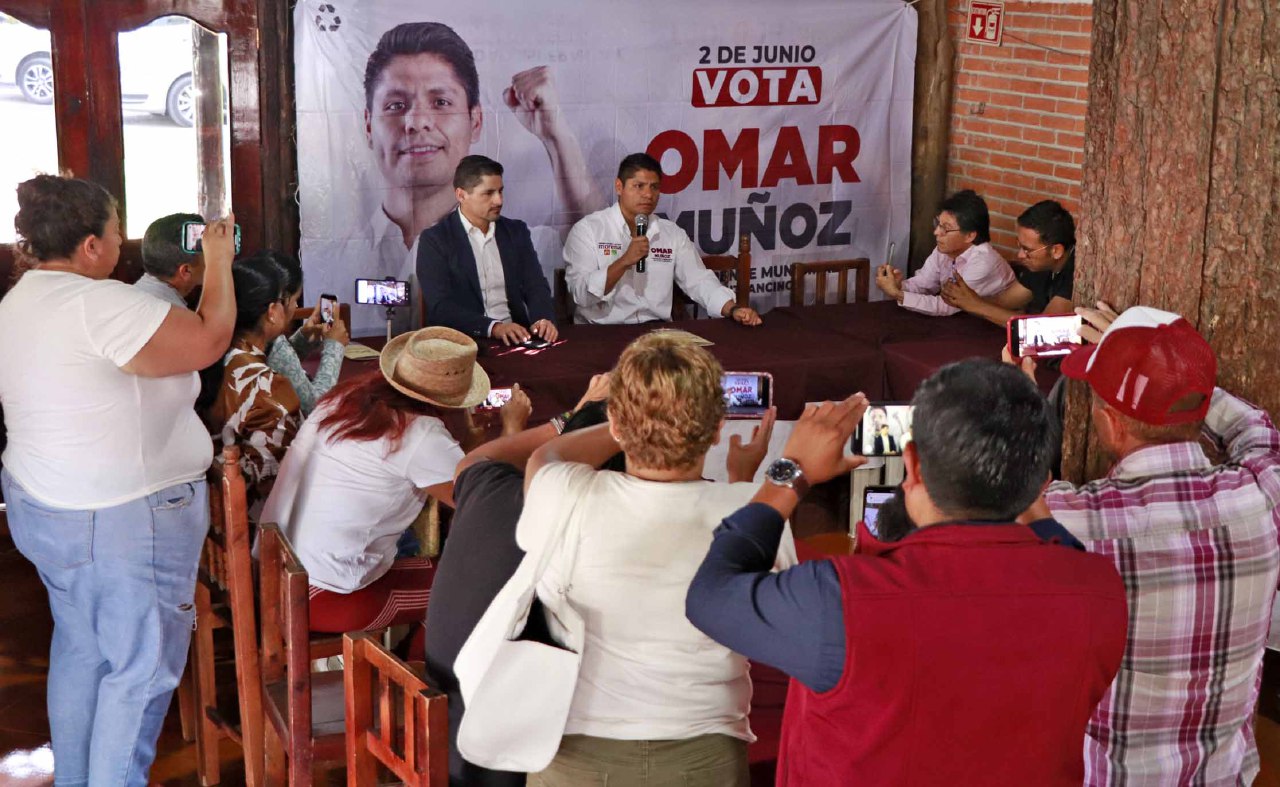 Evidencia Omar Muñoz campaña negra en su contra