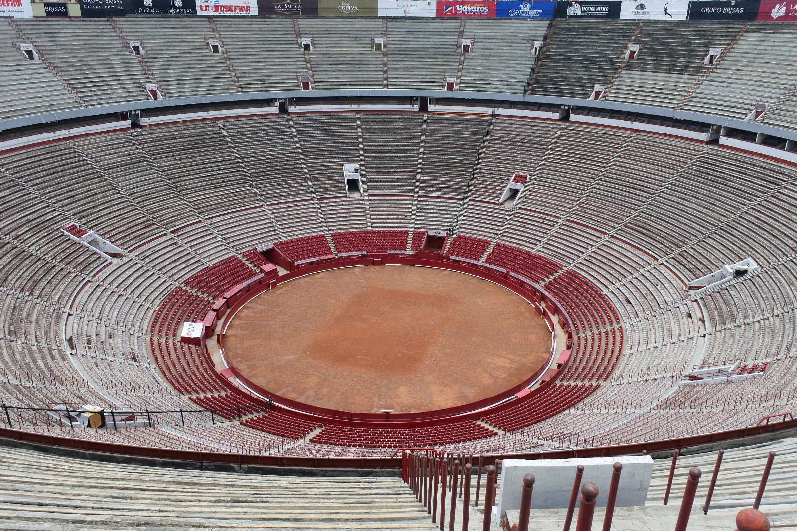 Revocan suspensión provisional a corridas de toros en Plaza México