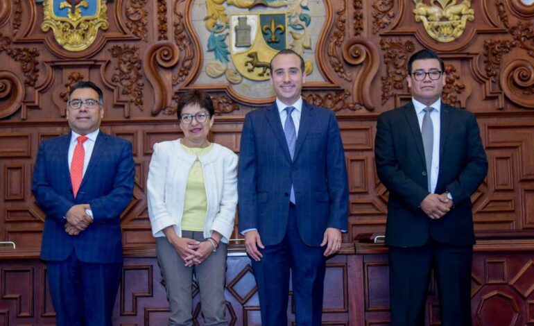 Presenta Mario Riestra plan de gobierno ante Consejo Universitario BUAP