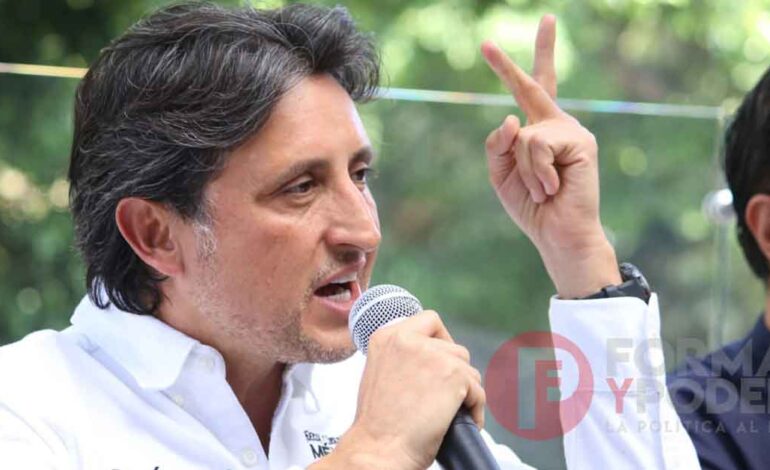Rechaza José Juan dejar campaña tras quedarse sin amparo