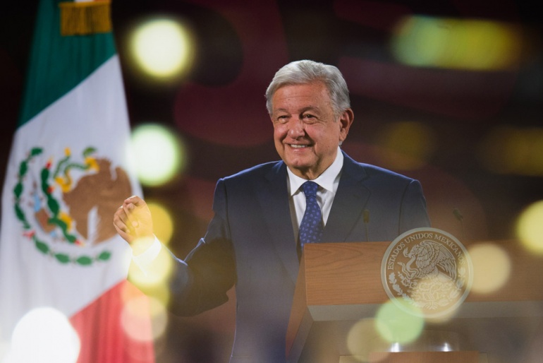 AMLO y Sheinbaum se reunirán este lunes en Palacio Nacional