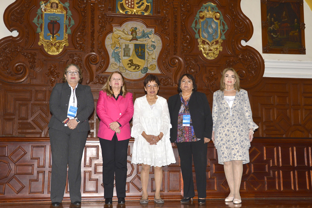 Dicta ministra de la SCJN conferencia en la BUAP sobre la justicia en la era de la IA