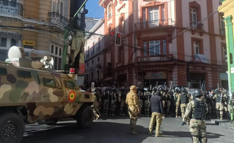 Nombran a nuevo Comandante del Ejército Boliviano en medio de golpe de Estado
