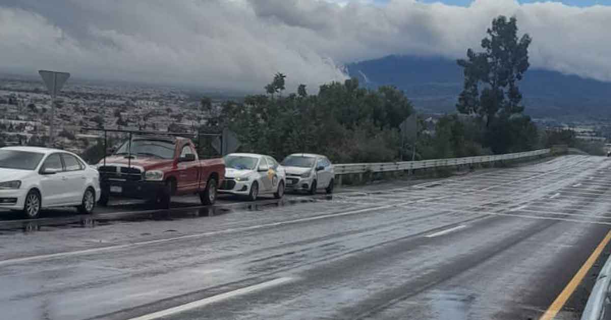 Bloquean Periférico Ecológico por corte de luz en Haras; Segob arriba al sitio