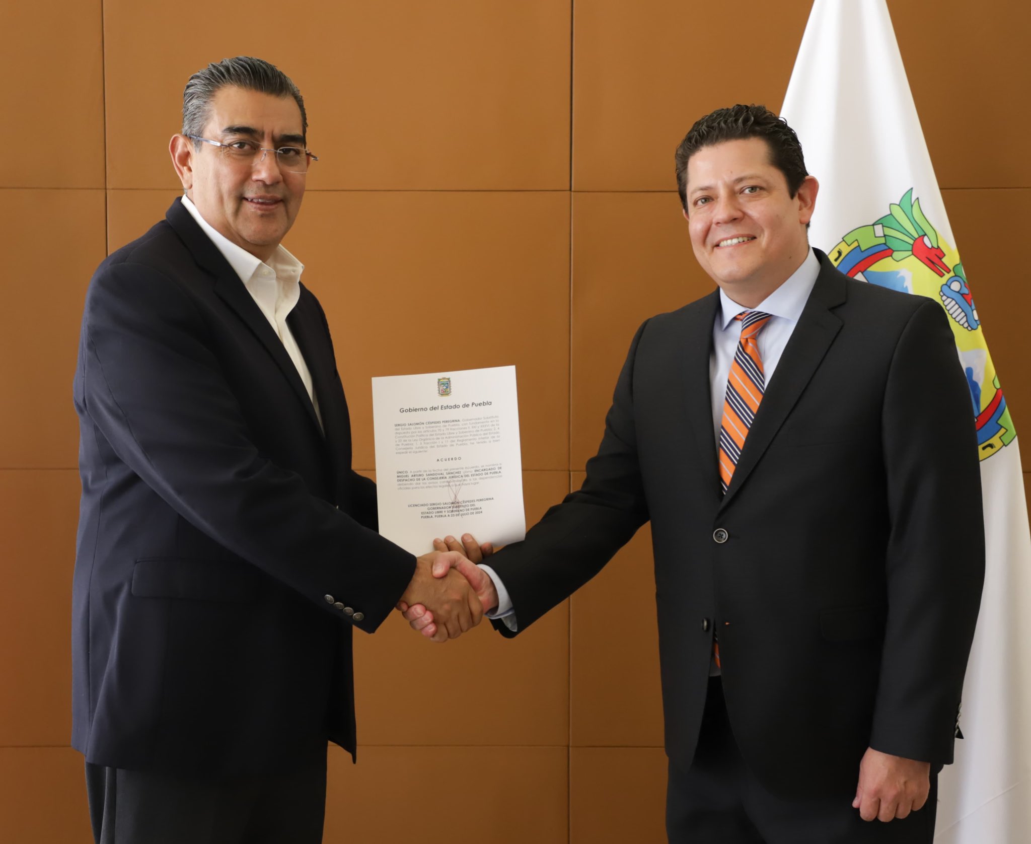 Designa Sergio Salomón a encargado de despacho en la Consejería Jurídica del Estado