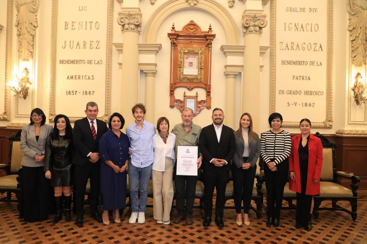 Reconoce Puebla capital a Adolfo Staruch como “visitante distinguido”