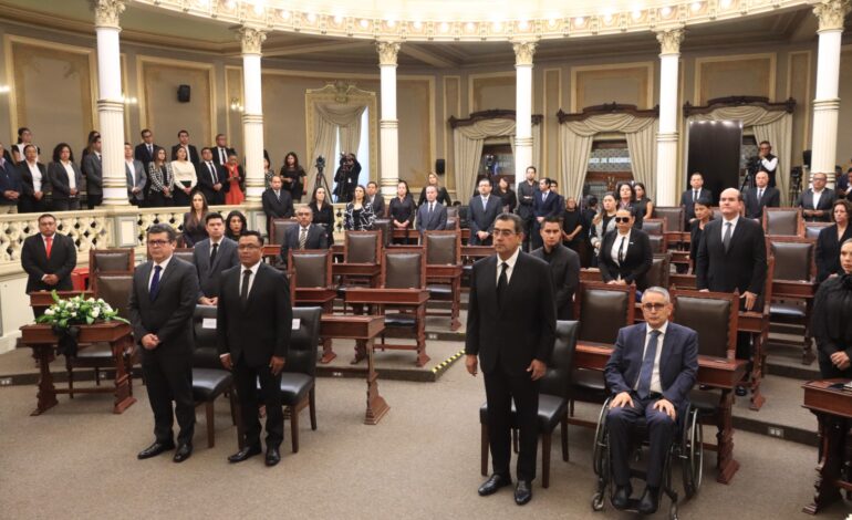 Rinde LXI Legislatura homenaje póstumo al diputado Carlos Navarro Corro