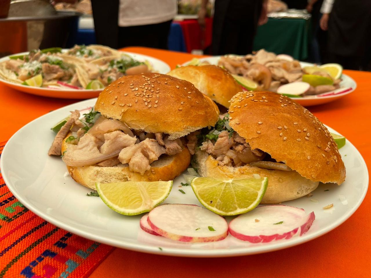 Invitan a la feria de las carnitas en San Francisco Totimehuacán