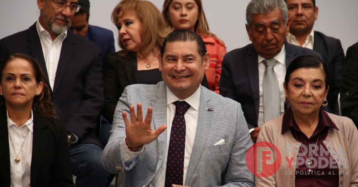 Alejandro Armenta repudia el saqueo panista