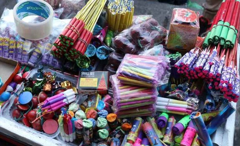 Artesanos de pirotecnia se manifiestan a favor de los fuegos artificiales en Puebla