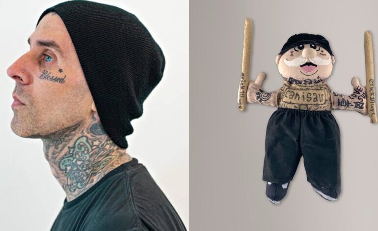 Travis Barker pone a la venta muñeco de Dr. Simi que le regalaron en México