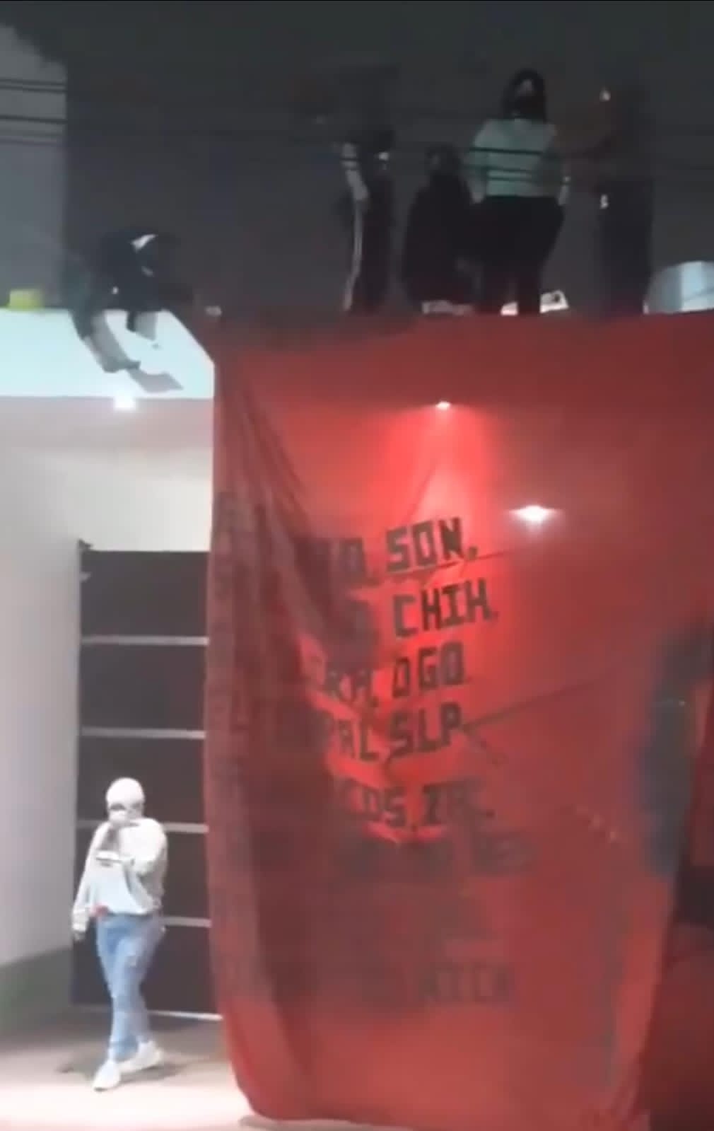 Frenarán “novatadas” en la Normal de Teteles tras secuestro de estudiante