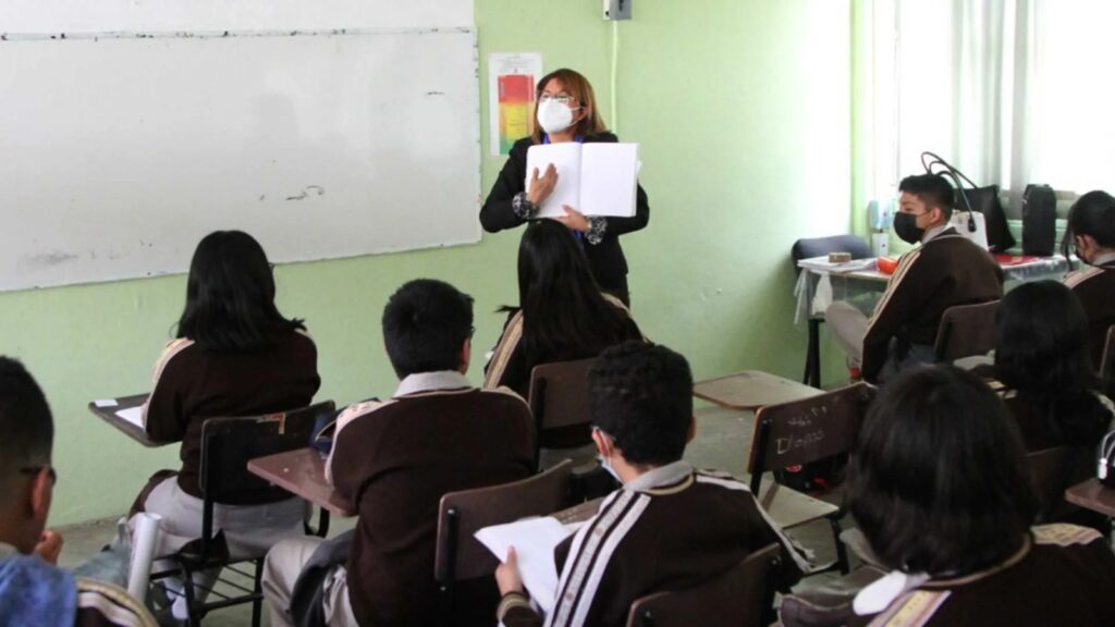 A partir de ayer y hasta el 25 de este mes los estudiantes de preescolar, primaria y secundaria responderán las pruebas.
