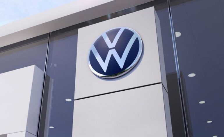 Aquino Limón llama a un acuerdo entre sindicalizados y la Volkswagen