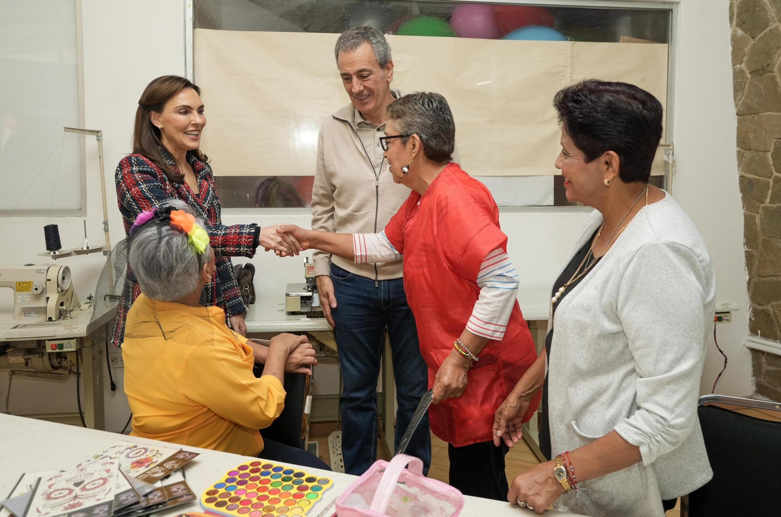 Recorren Pepe Chedraui y MariElise diversas instalaciones del Sistema Municipal DIF