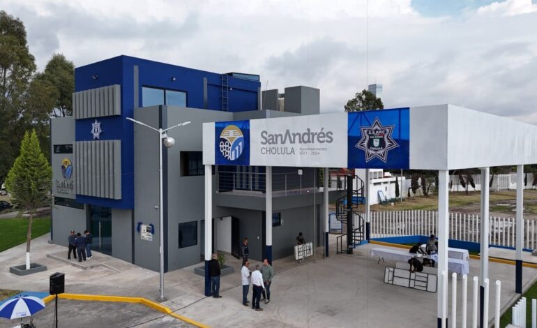 Entrega Edmundo Tlatehui obras de seguridad y salud