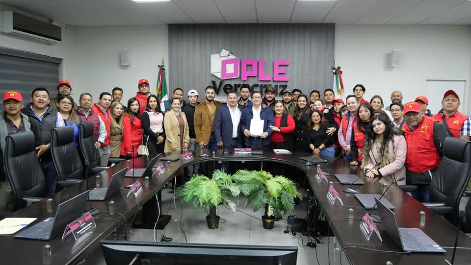 Cambio de diputación local plurinominal en Veracruz: Vicente Aguilar Aguilar