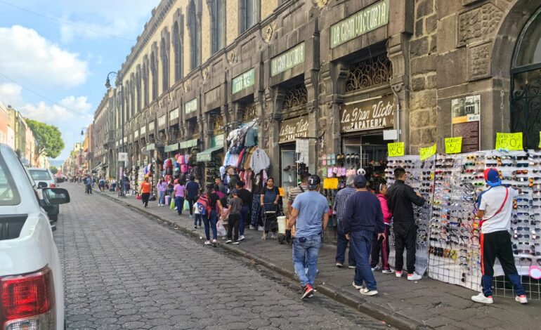 Gobernación exhorta a vendedores ambulantes a liberar el tránsito peatonal en el Centro Histórico