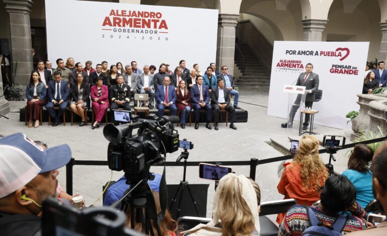 Alejandro Armenta: Los servidores públicos merecen respeto, no etiquetas políticas