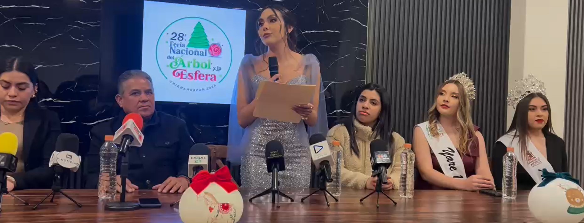 Chignahuapan se prepara para la feria nacional del árbol y la esfera