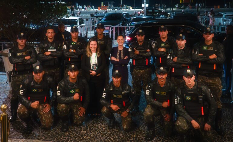 Finaliza Sheinbaum participación en el G20 con fotografía junto a Policía del Ejército de Brasil