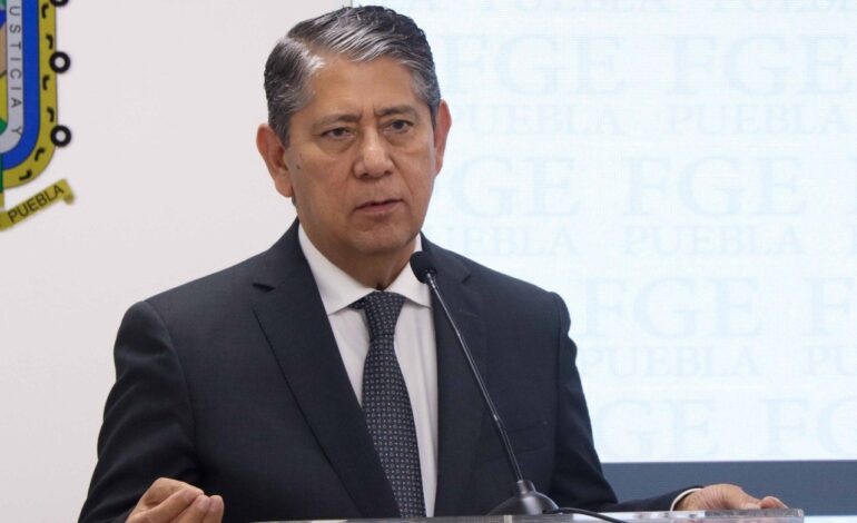 Va Higuera por lugar en la SCJN