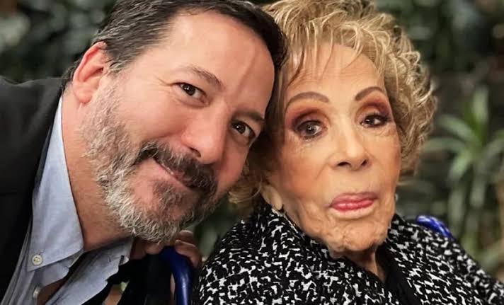 «Esta en proceso de partir», declara hijo de Silvia Pinal