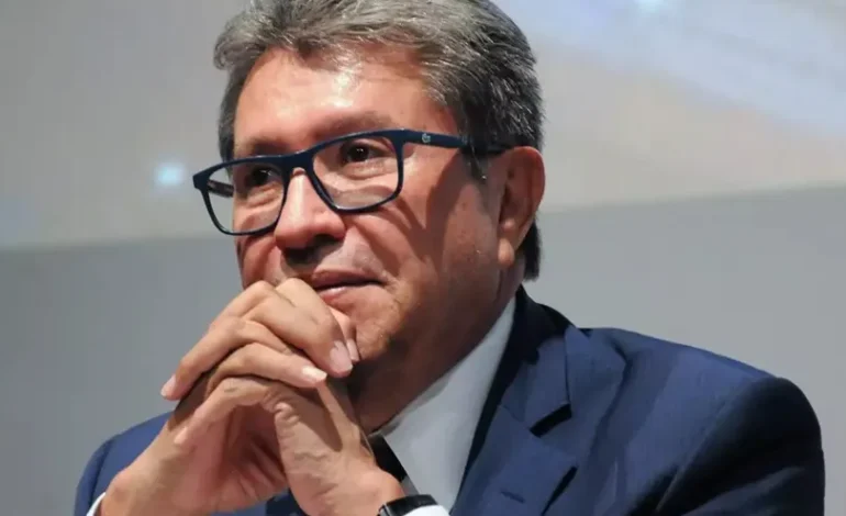 Ricardo Monreal se disculpa por utilizar un helicóptero: “Intentaré que no se repitan este tipo de situaciones”