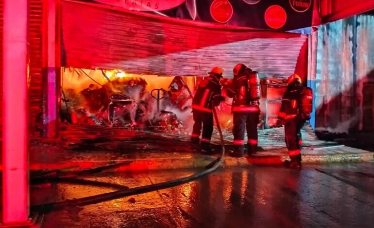 Causó indigente incendio en La Gran Bodega Amalucan