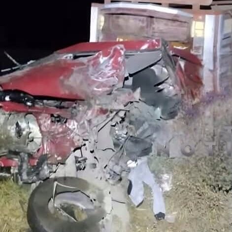 Choque frontal deja un muerto y tres heridos en Palmar de Bravo