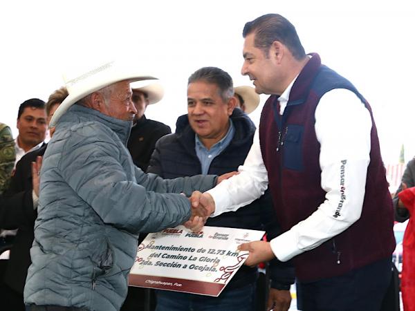Construimos democracia con la decisión del pueblo, refirió Armenta en Chignahuapan