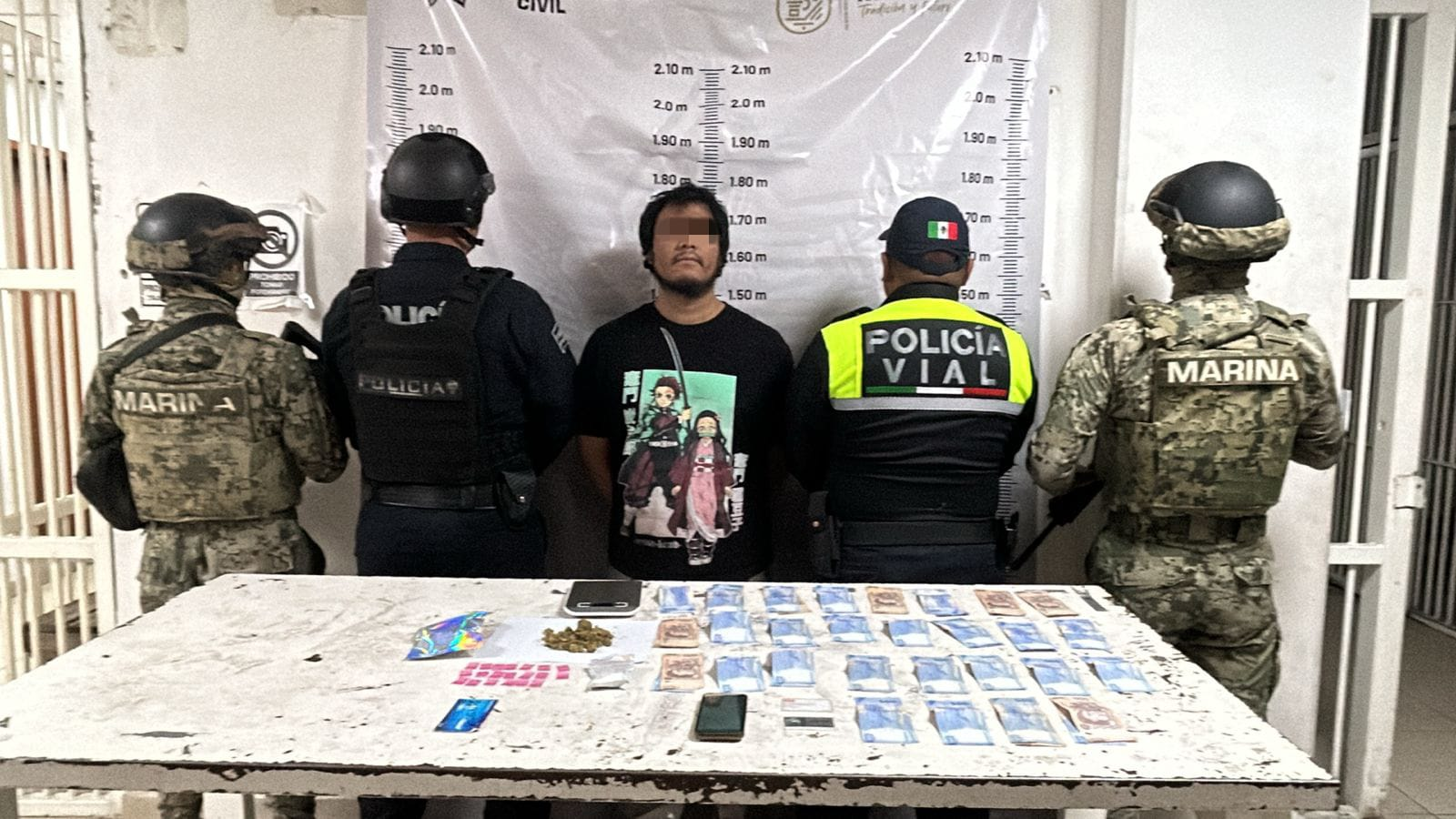 Detiene Marina y Seguridad de Cuautlancingo a presunto narcomenudista