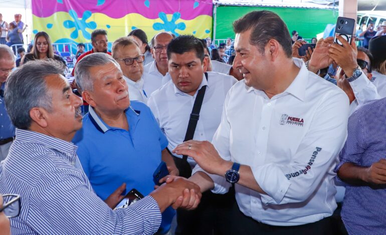 Puebla rehabilitará casas del migrante en la Unión Americana: Armenta